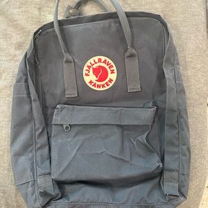Kånken Black Backpack